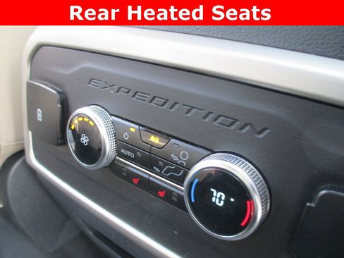 Used 2024 Ford Expedition Limited image 26