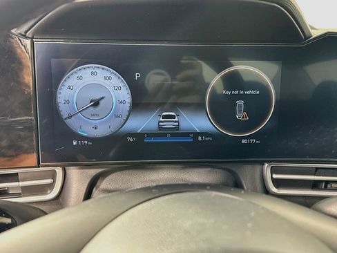 Used 2023 Hyundai Elantra SEL w/ Convenience Package FWD image 20