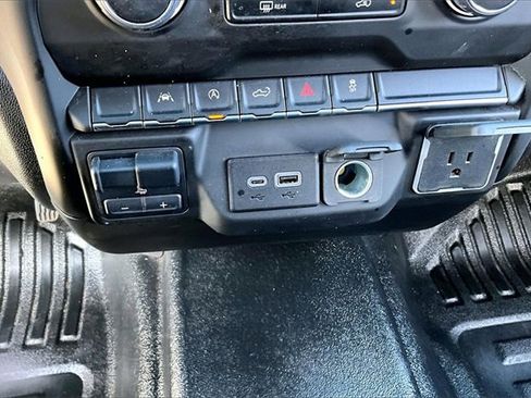 Used 2023 Chevrolet Silverado 1500 W/T w/ WT Value Package image 17