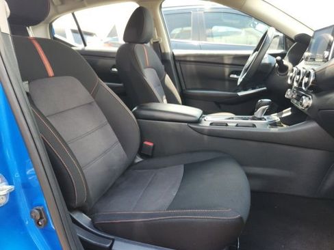 Used 2025 Nissan Sentra SR FWD image 29