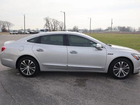 Used 2017 Buick LaCrosse Essence image 20