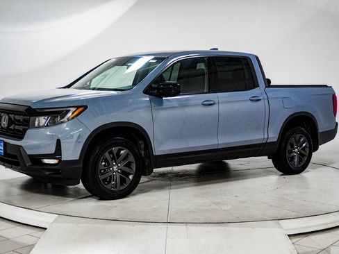 Used 2024 Honda Ridgeline Sport image 4