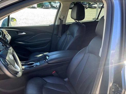 Used 2020 Buick Envision Essence AWD/4WD image 24