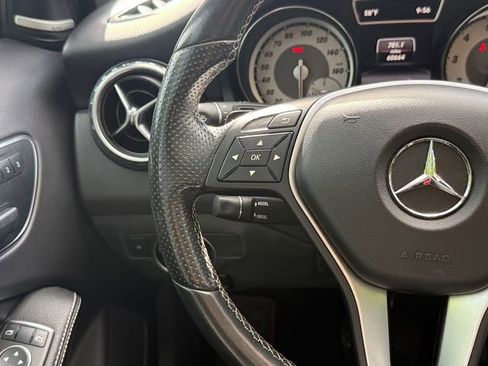 Used 2015 Mercedes-Benz GLA 250 4MATIC image 15