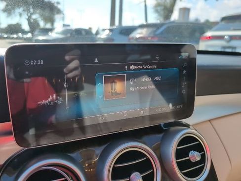 Used 2020 Mercedes-Benz C 300 Sedan image 13
