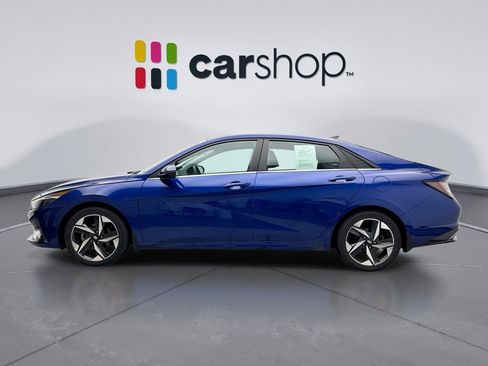 Used 2021 Hyundai Elantra Limited image 2