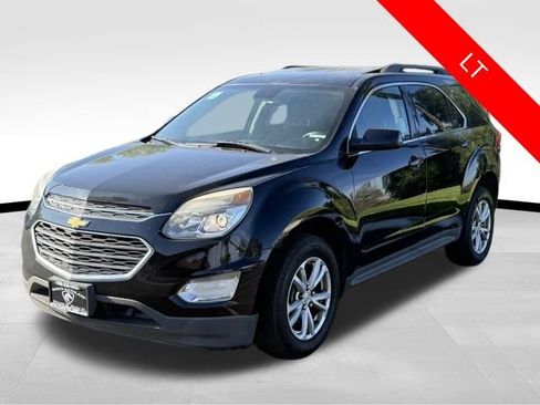 Used 2017 Chevrolet Equinox LT w/ Convenience Package image 3