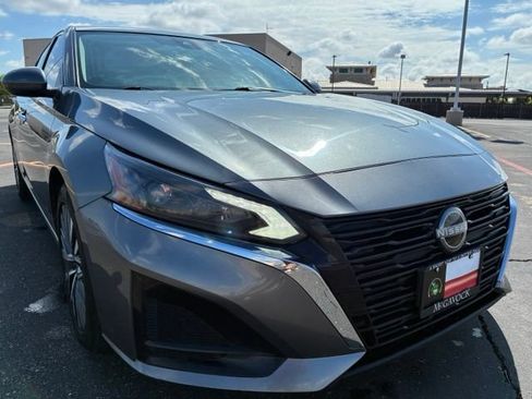 Certified 2023 Nissan Altima 2.5 SV FWD image 8