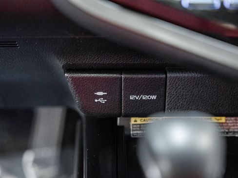 Used 2019 Toyota Camry XSE w/ Navigation Package FWD image 22