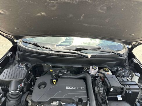 Used 2022 Chevrolet Equinox LT AWD/4WD image 21
