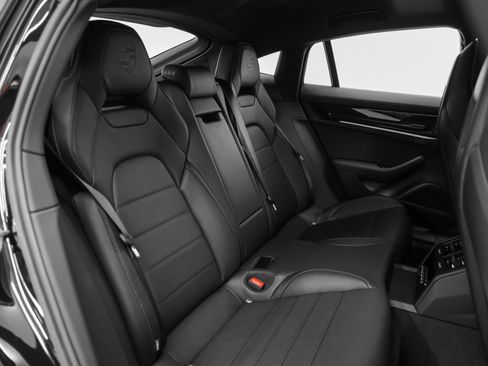 Certified 2025 Porsche Panamera 4 AWD/4WD image 23