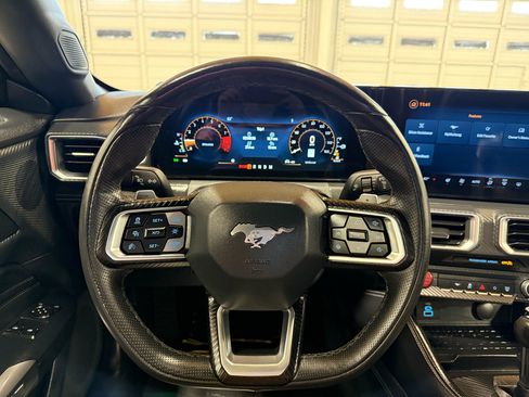Used 2024 Ford Mustang GT Premium image 15