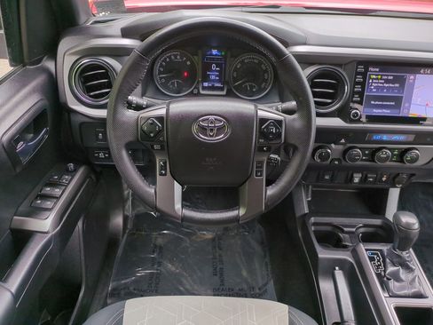 Used 2023 Toyota Tacoma TRD Sport AWD/4WD image 16