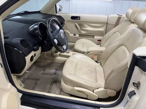 Used 2005 Volkswagen Beetle GLS FWD image 15