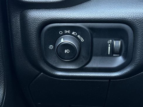 New 2025 RAM 5500 Tradesman w/ Chrome Appearance Group image 28