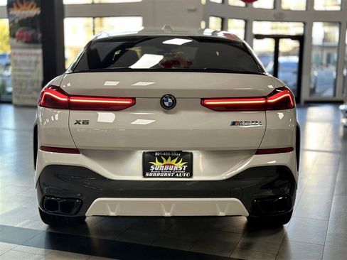 Used 2024 BMW X6 M60i w/ Dynamic Handling Package image 6
