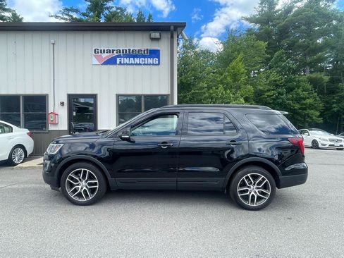 Used 2016 Ford Explorer Sport w/ Equipment Group 401A AWD/4WD image 7
