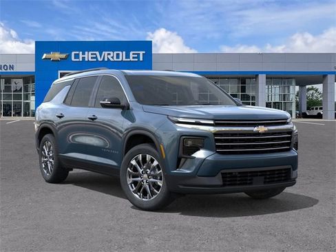 New 2026 Chevrolet Traverse LT w/ Sun and Wheel Package image 7