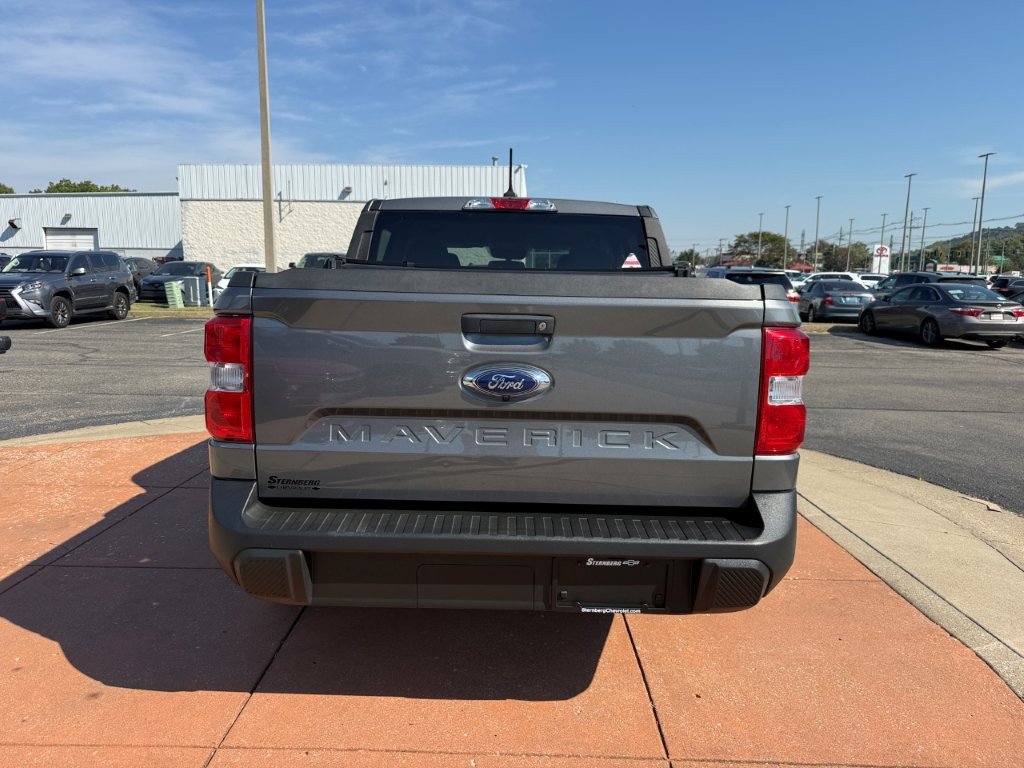 Used 2022 Ford Maverick XL FWD image 5