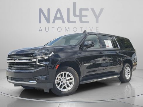 Used 2022 Chevrolet Suburban LT w/ Luxury Package AWD/4WD image 1