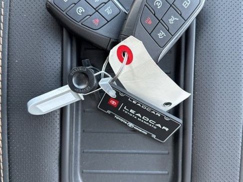 Used 2024 GMC Yukon XL AT4 w/ AT4 Premium Plus Package image 40