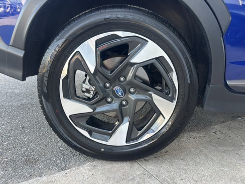 Certified 2024 Subaru Crosstrek 2.5i Limited AWD/4WD image 35