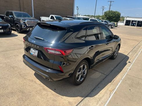 Used 2023 Ford Escape ST-Line w/ Tech Pack #1 FWD image 12