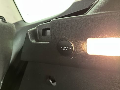 Used 2019 Ford Escape SE AWD/4WD image 4