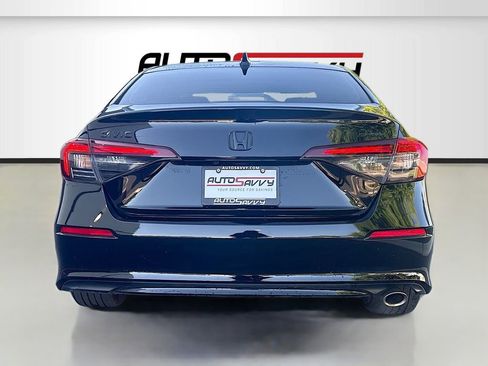 Used 2025 Honda Civic Sport image 6