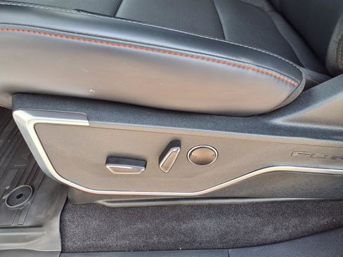 Used 2025 Ford F150 Raptor AWD/4WD image 22