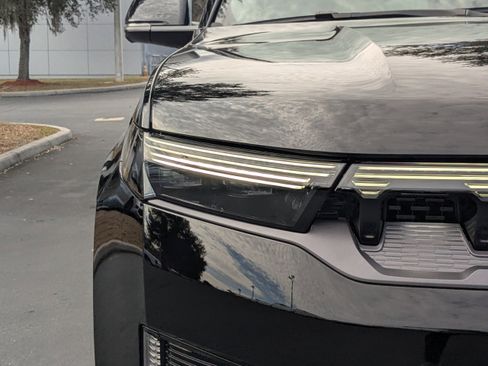 New 2026 Jeep Grand Wagoneer Limited image 9