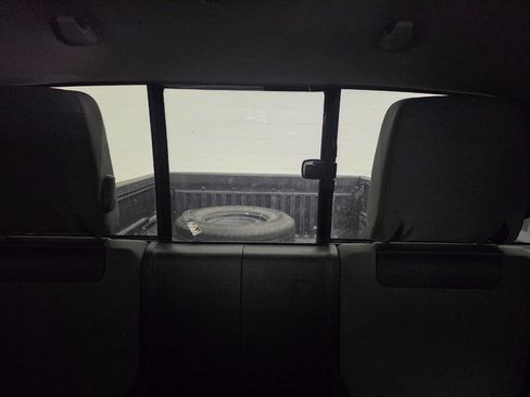 Used 2018 Toyota Tacoma SR5 image 23