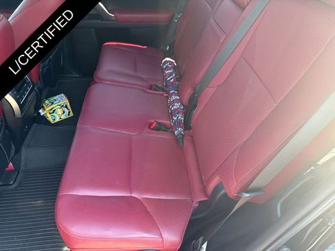 Used 2022 Lexus GX 460 Luxury w/ Accessory Package image 22