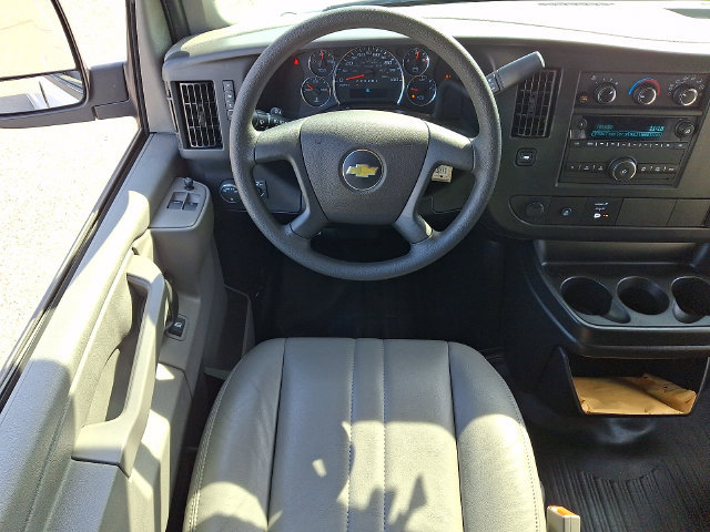 Used 2026 Chevrolet Express 2500 RWD image 3