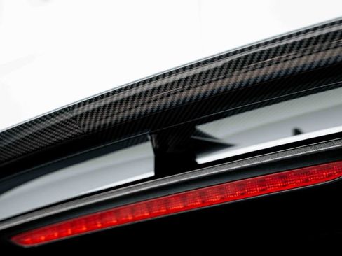 Used 2021 Bentley Bentayga image 22