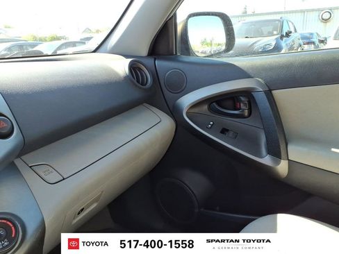 Used 2011 Toyota RAV4 2WD w/ Base L4 Extra Value Pkg image 21