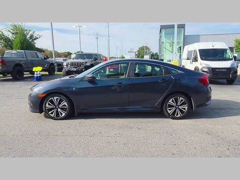 Used 2018 Honda Civic EX-T image 27