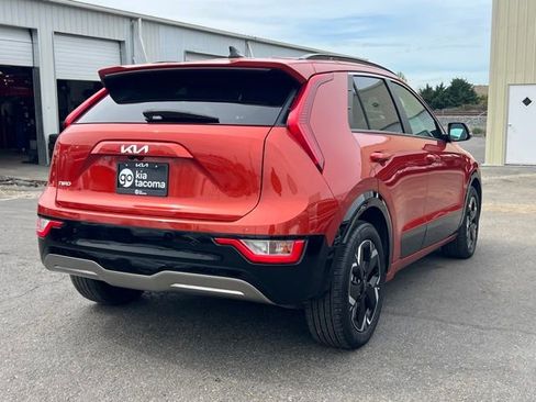 Certified 2023 Kia Niro Wind FWD image 9