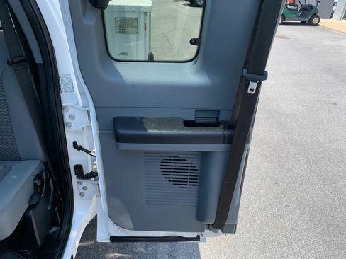 Used 2016 Ford F550 4x4 SuperCab Super Duty image 25