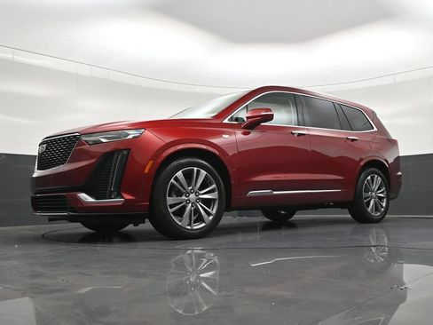 Used 2020 Cadillac XT6 Premium Luxury FWD image 25