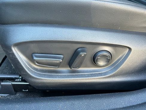 Used 2024 Toyota Camry SE w/ Convenience Package FWD image 16