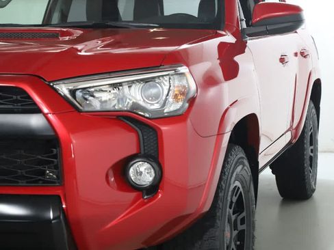 Used 2017 Toyota 4Runner TRD Pro AWD/4WD image 4