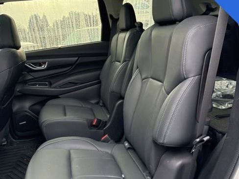 Used 2023 Subaru Ascent Limited w/ Technology Package image 9
