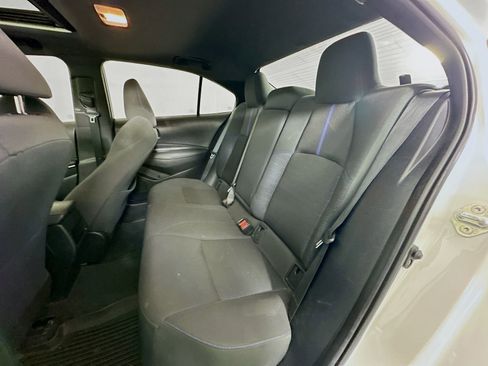 Used 2020 Toyota Corolla SE image 24