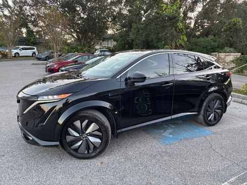 Used 2024 Nissan Ariya FWD image 3