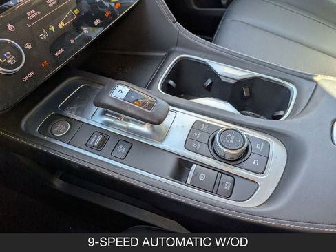 Used 2025 INFINITI QX60 Sensory w/ Vision Package image 16