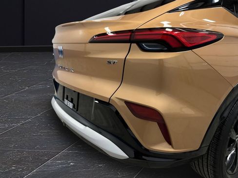 Used 2024 Buick Envista Sport Touring w/ Convenience I Package image 31