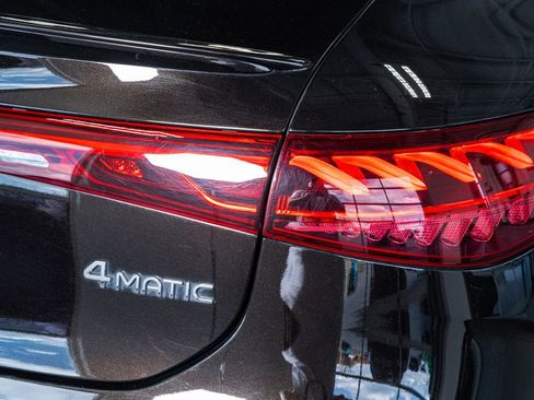 Used 2023 Mercedes-Benz EQS 450+ 4MATIC Sedan image 29