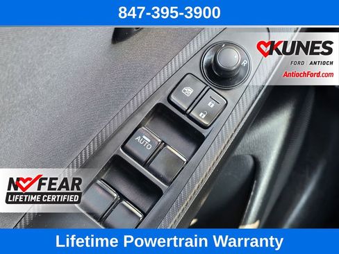 Used 2019 Toyota Yaris LE image 36