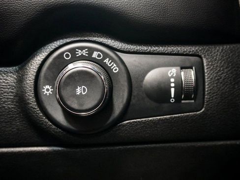 Used 2022 Dodge Durango R/T w/ Blacktop Package image 27